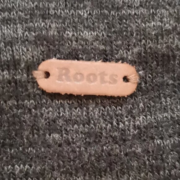 Roots Canada Men's Black & Grey Turtleneck - Picture 5 of 6